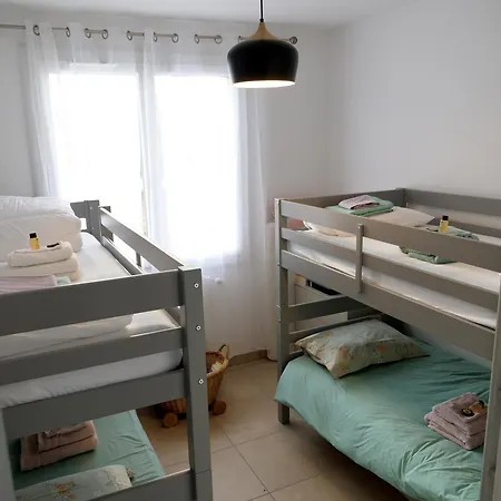 Holiday home Lamoureuse *